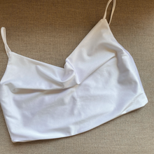Cargar imagen en el visor de la galería, Crop Top Flo Blanco