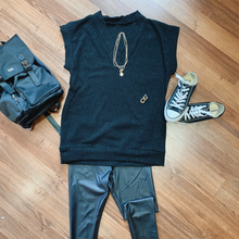 Cargar imagen en el visor de la galería, Vest Vale