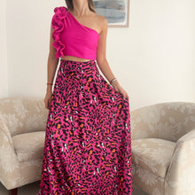 Cargar imagen en el visor de la galería, Maxifalda Fucsia Print
