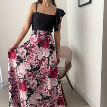 Cargar imagen en el visor de la galería, Maxifalda Maui Peonias
