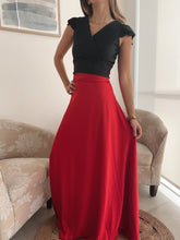 Cargar imagen en el visor de la galería, Maxifalda Roja
