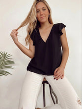 Cargar imagen en el visor de la galería, Blusa Gasa Negra

