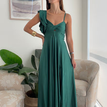 Cargar imagen en el visor de la galería, Vestido Noelia Verde Esmeralda
