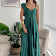 Cargar imagen en el visor de la galería, Vestido Noelia Verde Esmeralda
