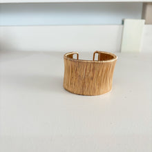 Cargar imagen en el visor de la galería, Pulsera Olivia Dorada
