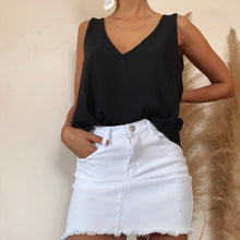 Cargar imagen en el visor de la galería, Blusa Amalia Negra
