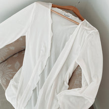 Cargar imagen en el visor de la galería, Kimono Terciopelo Blanco Perla
