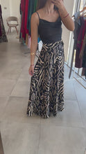 Cargar y reproducir el video en el visor de la galería, Maxifalda Zebra Clasica
